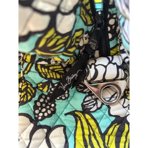 Vera Bradley Island Blooms Quilted Cotton Weekender Travel Duffel Bag  18 inch - Picture 7 of 7